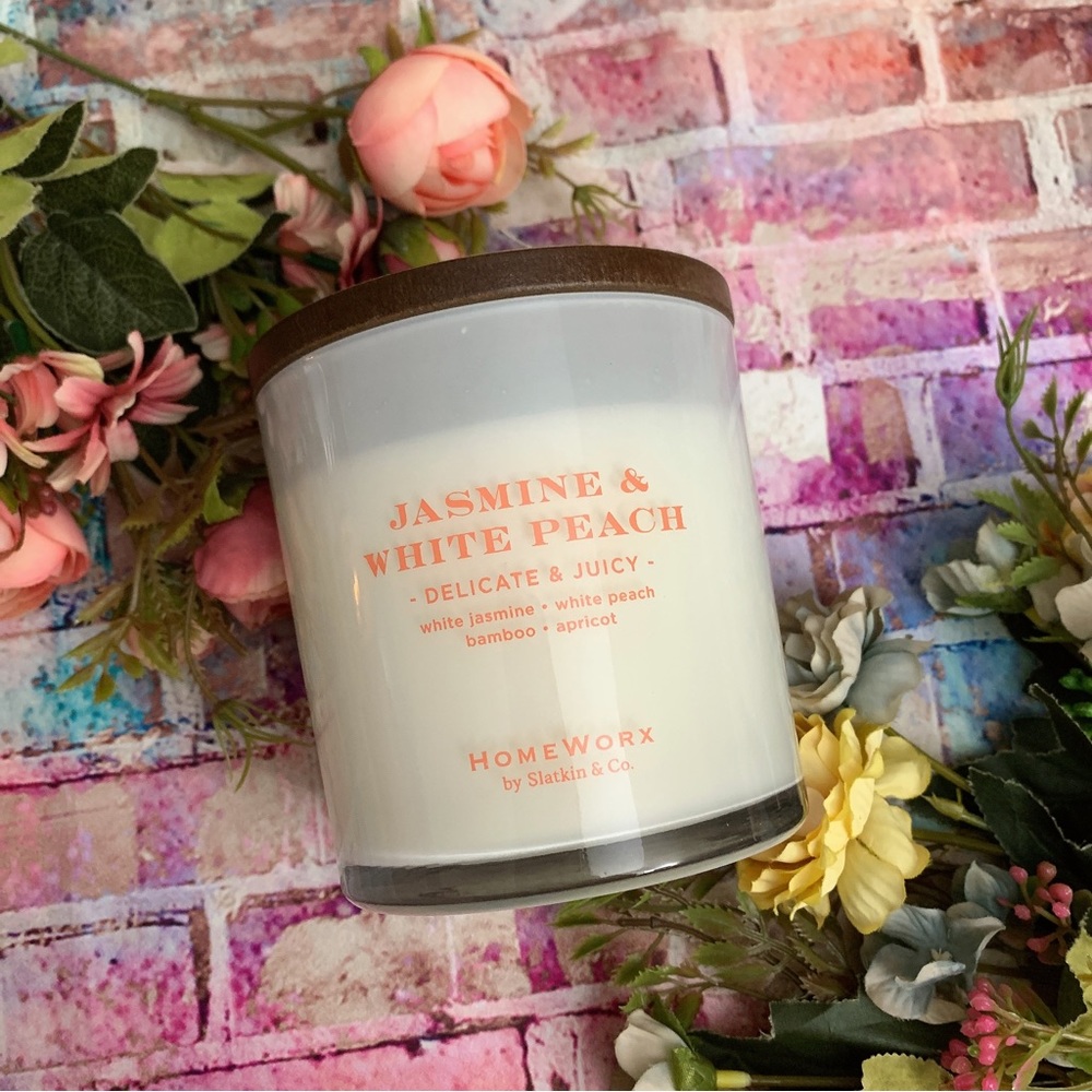 Homeworx 3 wick candle jasmine and white peach LAST ONE